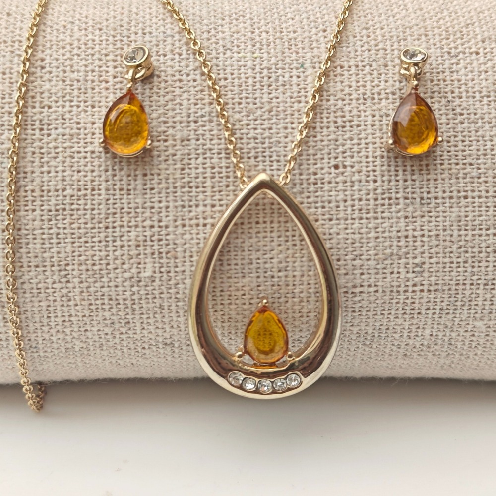 Gold Tone Amber Orange Teardrop Necklace and Earrings Jewelry Set FI Stamped